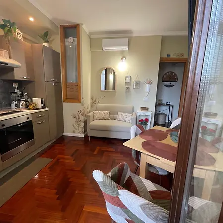 Charming In A Area Apartament *