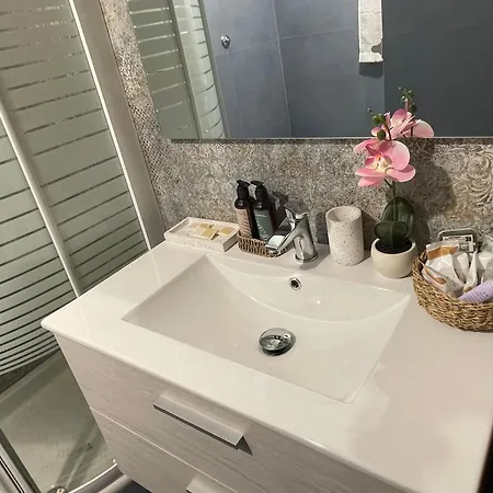 Apartamento Charming In A Area Roma